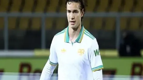 英超降级队锋霸转会风云：荷甲豪门瞄准，尤文图斯青睐法国新星加盟！